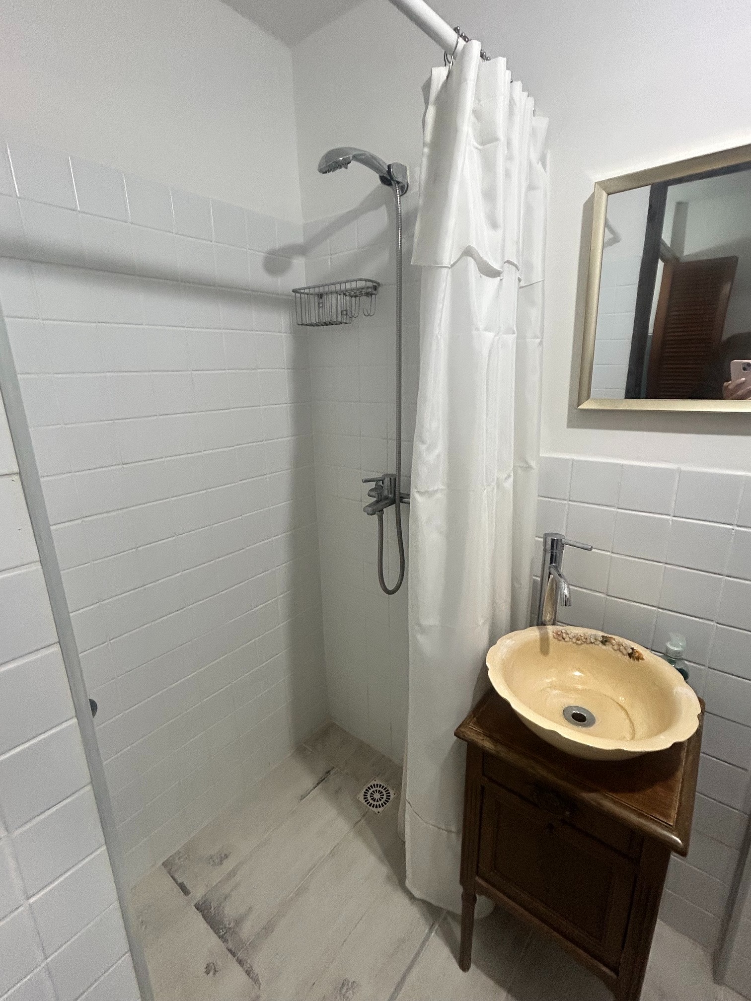 Carlos Quijano Y Soriano, Pasos De 18 De Julio ; Amplio Monoambiente De 40 M2 Con Cocina Definida, Bajos Gastos Comunes.!!!!!!!!!!!!!! · Foto 9