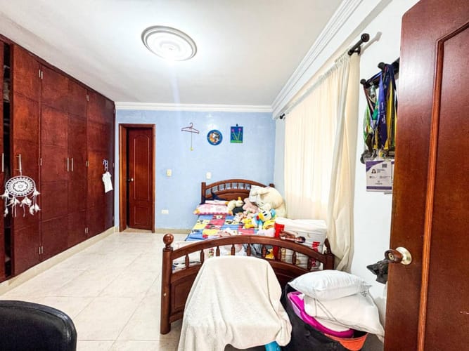 Casa de 6 alcobas en venta en La Floresta, Bucaramanga, 320 m² · foto 21 de 22