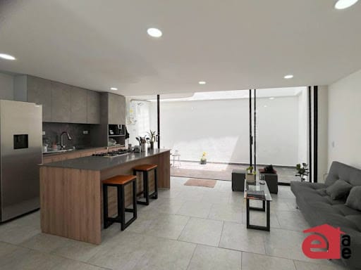 Casa de 2 alcobas en venta en La Ceja, 120 m² · foto 4 de 12