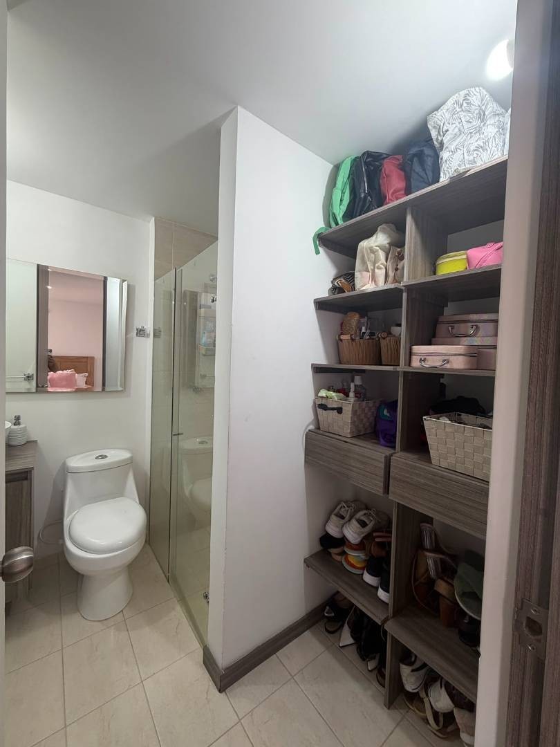 Apartamento en venta en Camparola, Itagüí · foto 7 de 19