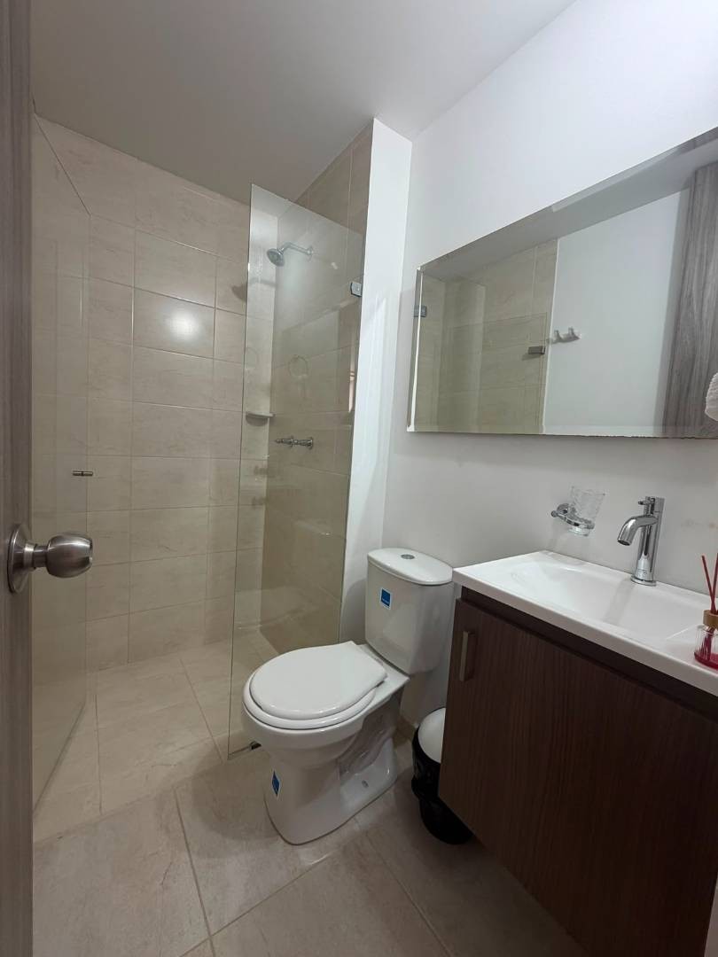 Apartamento en venta en Camparola, Itagüí · foto 9 de 19