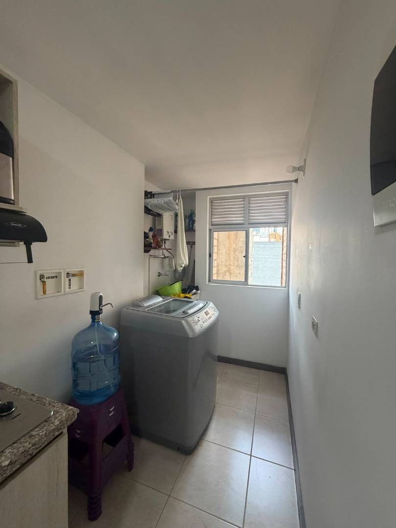 Apartamento en venta en Camparola, Itagüí · foto 10 de 19