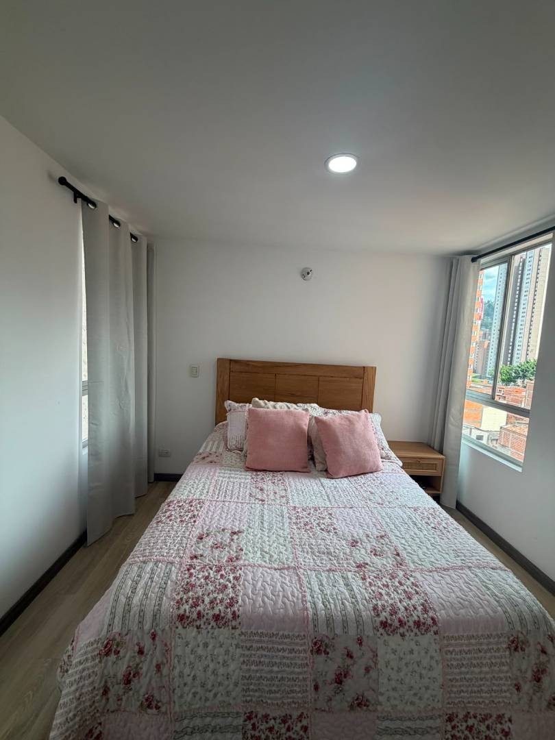 Apartamento en venta en Camparola, Itagüí · foto 18 de 19