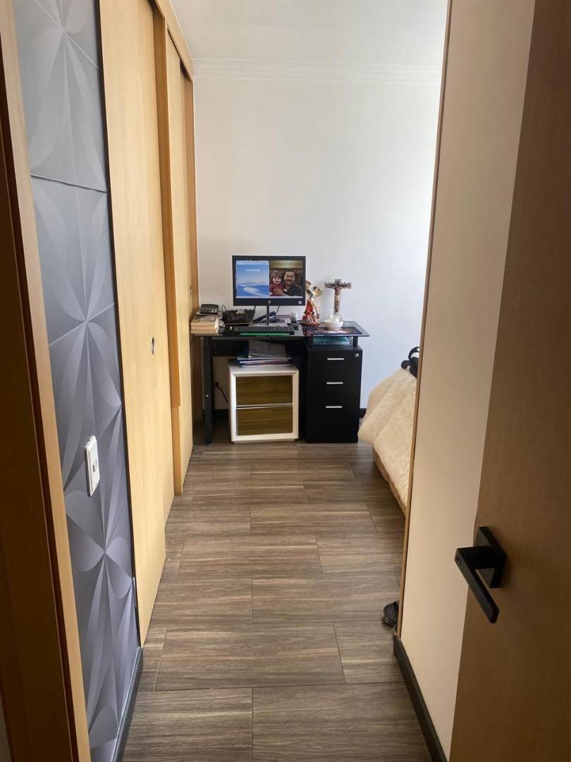 Apartamento en venta en Hayuelos, Bogotá · foto 10 de 19
