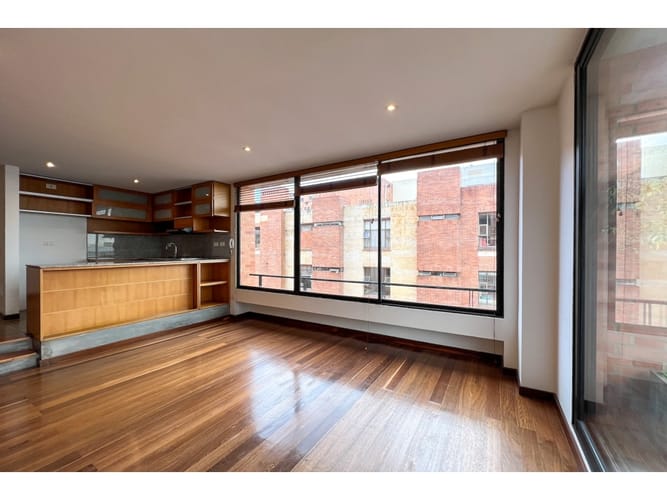 Apartamento de 1 alcoba en venta en Los Rosales, Bogotá, 90 m² · foto 3 de 17