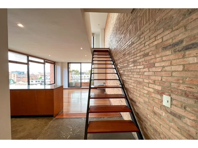 Apartamento de 1 alcoba en venta en Los Rosales, Bogotá, 90 m² · foto 10 de 17