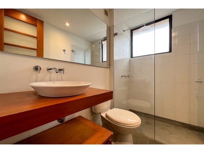 Apartamento de 1 alcoba en venta en Los Rosales, Bogotá, 90 m² · foto 11 de 17