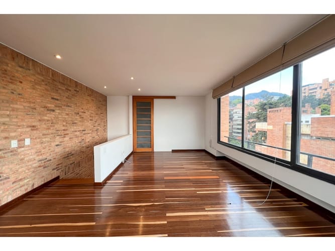Apartamento de 1 alcoba en venta en Los Rosales, Bogotá, 90 m² · foto 13 de 17