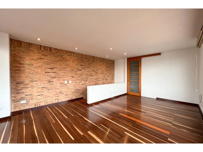 Apartamento de 1 alcoba en venta en Los Rosales, Bogotá, 90 m² · foto 14 de 17