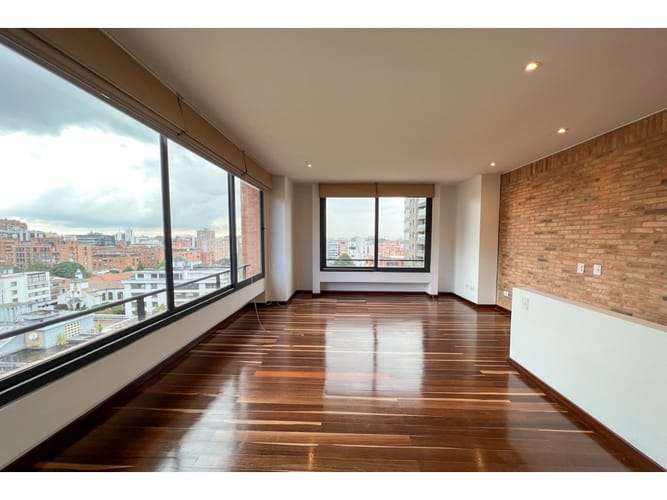 Apartamento de 1 alcoba en venta en Los Rosales, Bogotá, 90 m² · foto 16 de 17