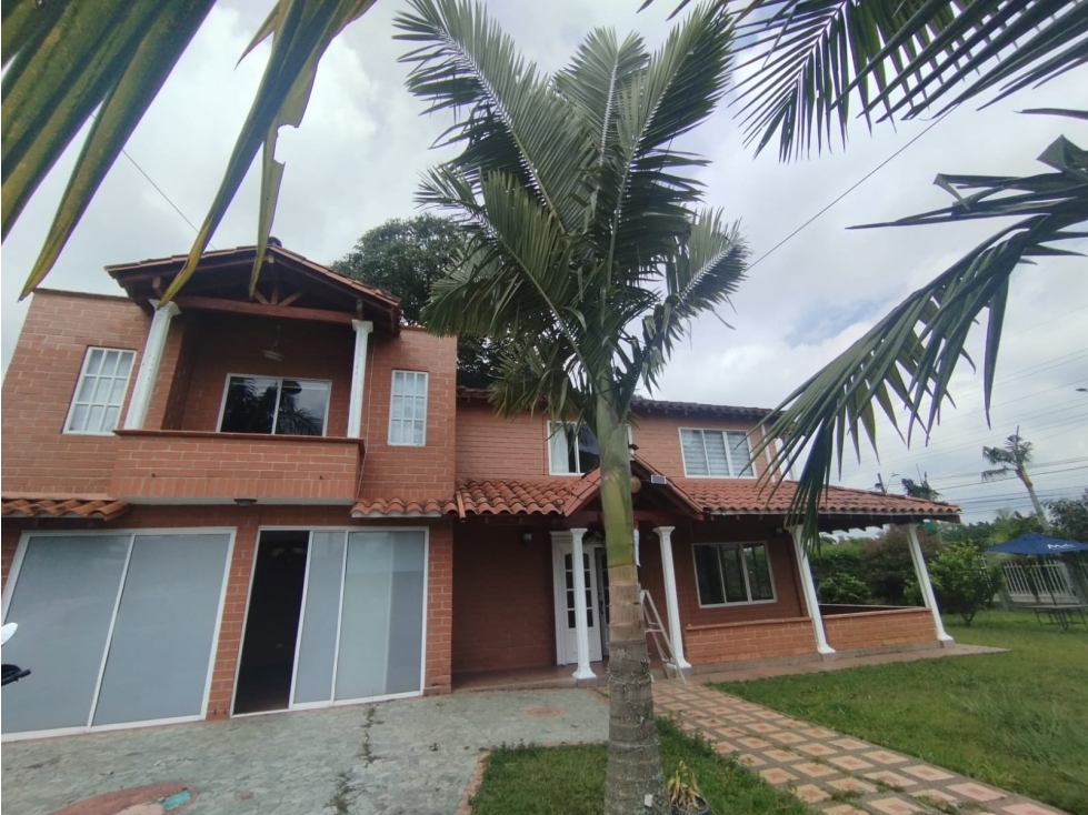Casa Campestre en Arriendo en San Antonio de Pereira, Rionegro en San Antonio De Pereira