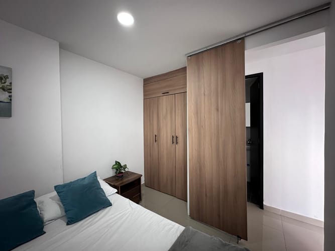 Apartamento de 1 alcoba en venta en El Tesoro, Medellín, 35 m² · foto 11 de 17