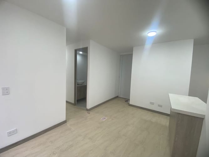 Apartamento de 3 alcobas en venta en Niquia, Bello, 51 m² · foto 5 de 17