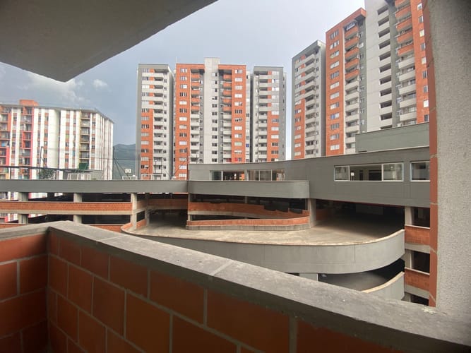 Apartamento de 3 alcobas en venta en Niquia, Bello, 51 m² · foto 7 de 17