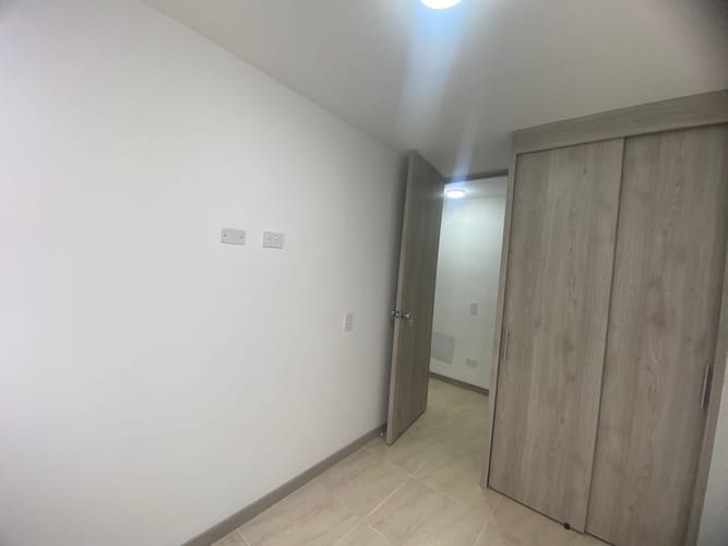 Apartamento de 3 alcobas en venta en Niquia, Bello, 51 m² · foto 10 de 17