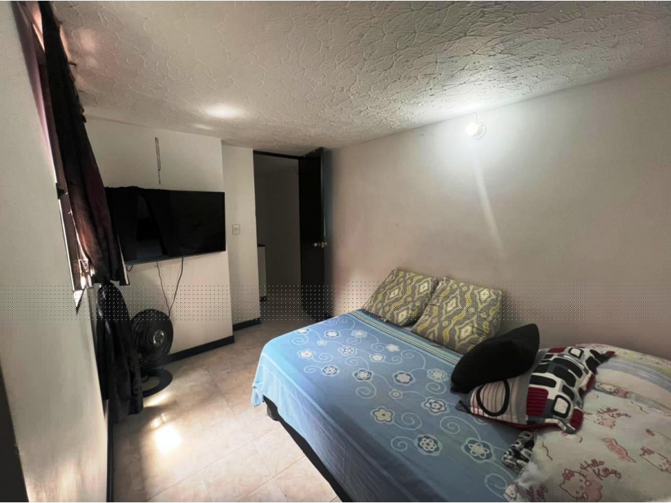 Apartamento en venta en Sector Alto De Los Chorros, Cali · foto 2 de 8