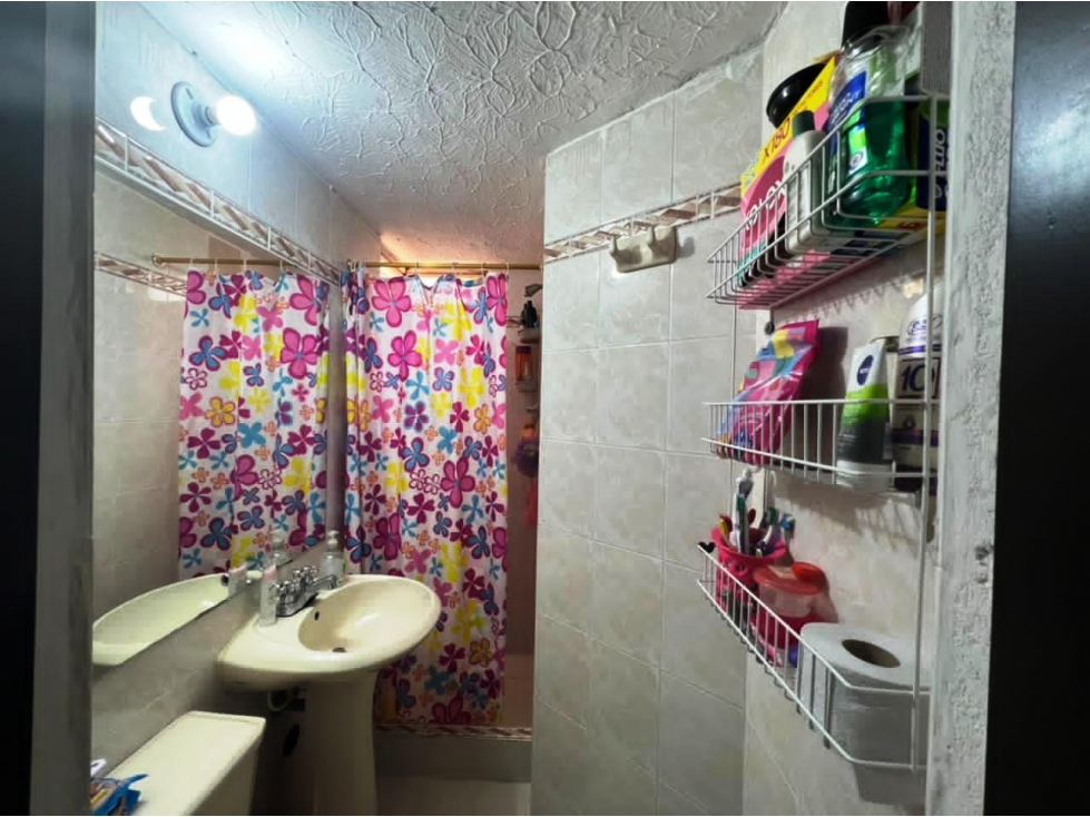 Apartamento en venta en Sector Alto De Los Chorros, Cali · foto 6 de 8