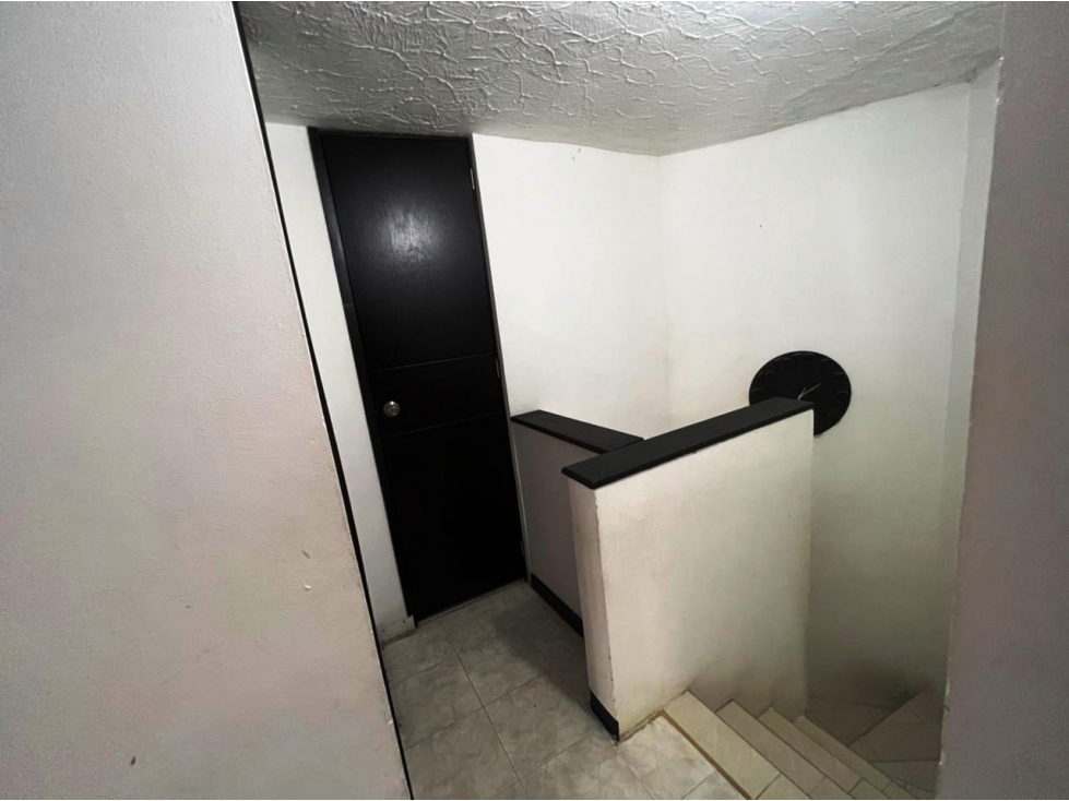 Apartamento en venta en Sector Alto De Los Chorros, Cali · foto 8 de 8