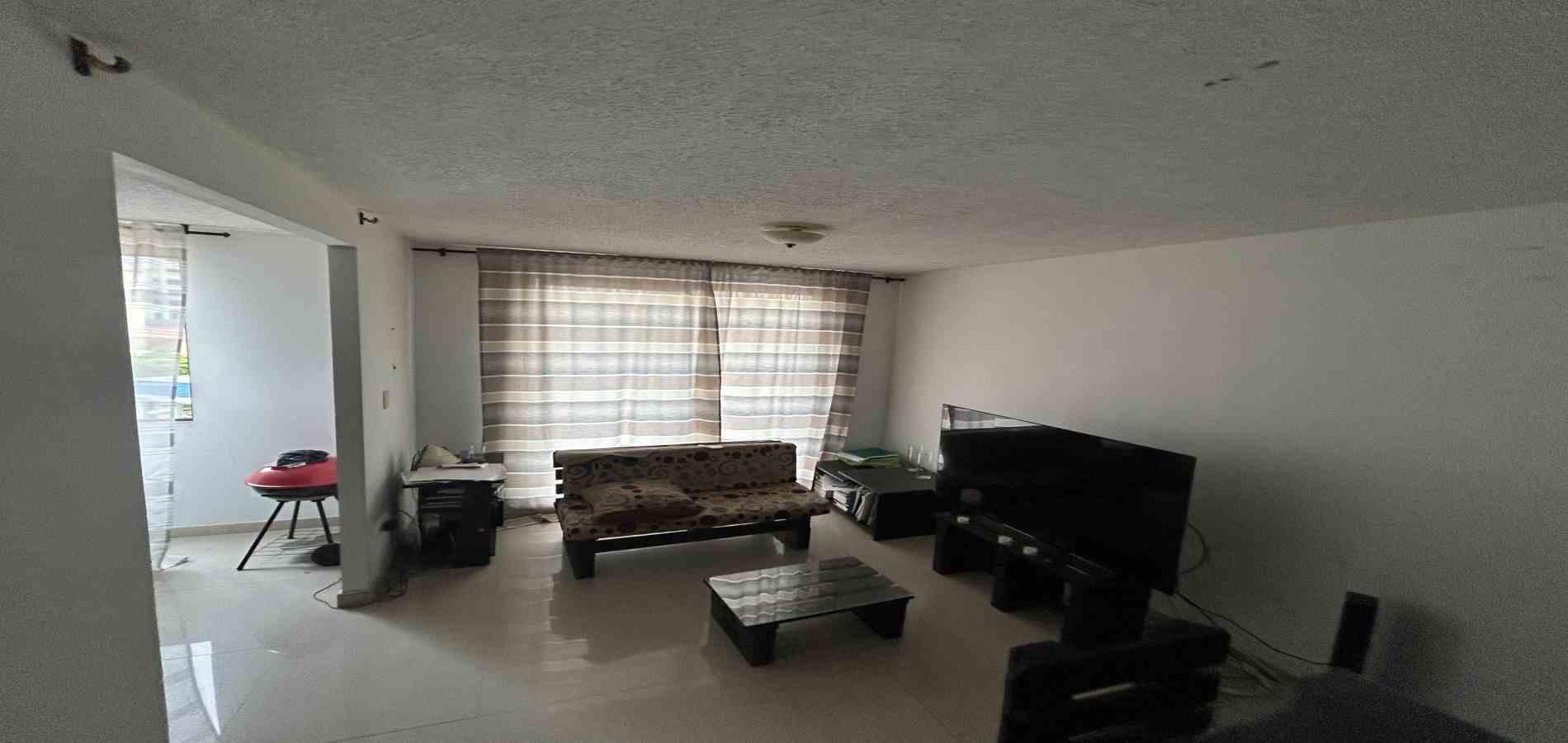 Apartamento en venta en Pinares, Pereira · foto 2 de 20