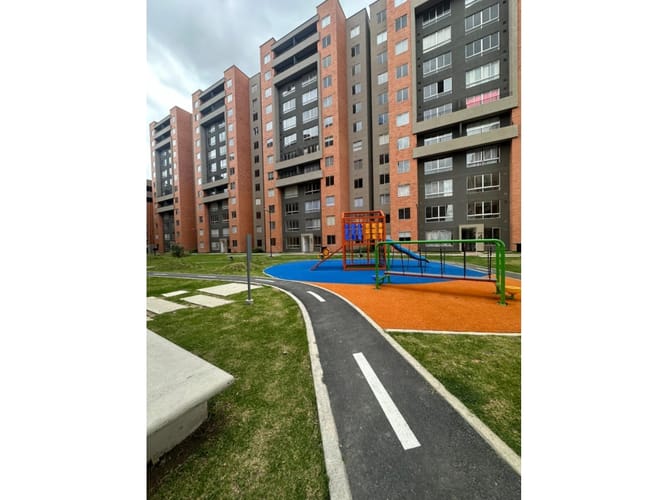Apartamento de 2 alcobas en venta en El Remanso, Funza, 42 m² · foto 2 de 13