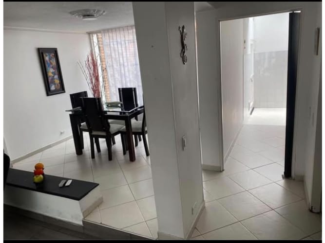 Casa de 4 alcobas en venta en Pontevedra, Bogotá, 140 m² · foto 6 de 7