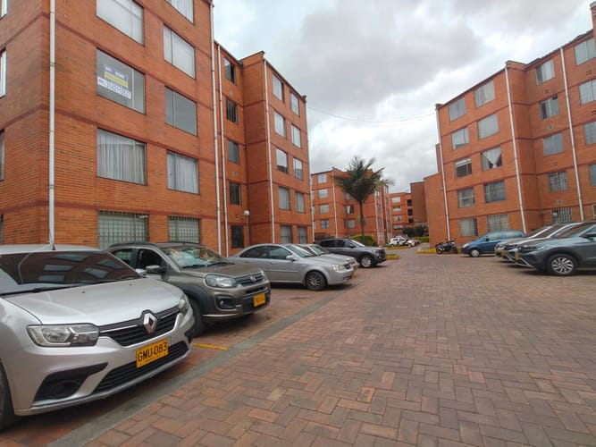 Apartamento de 3 alcobas en venta en Atahualpa, Bogotá, 50 m² · foto 3 de 24