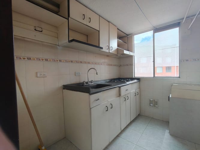 Apartamento de 3 alcobas en venta en Atahualpa, Bogotá, 50 m² · foto 9 de 24