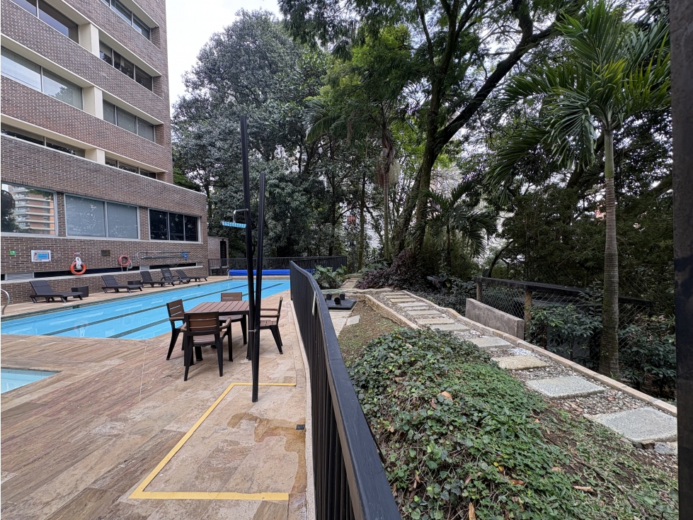Apartamento en arriendo en El Poblado, Medellín · foto 19 de 24