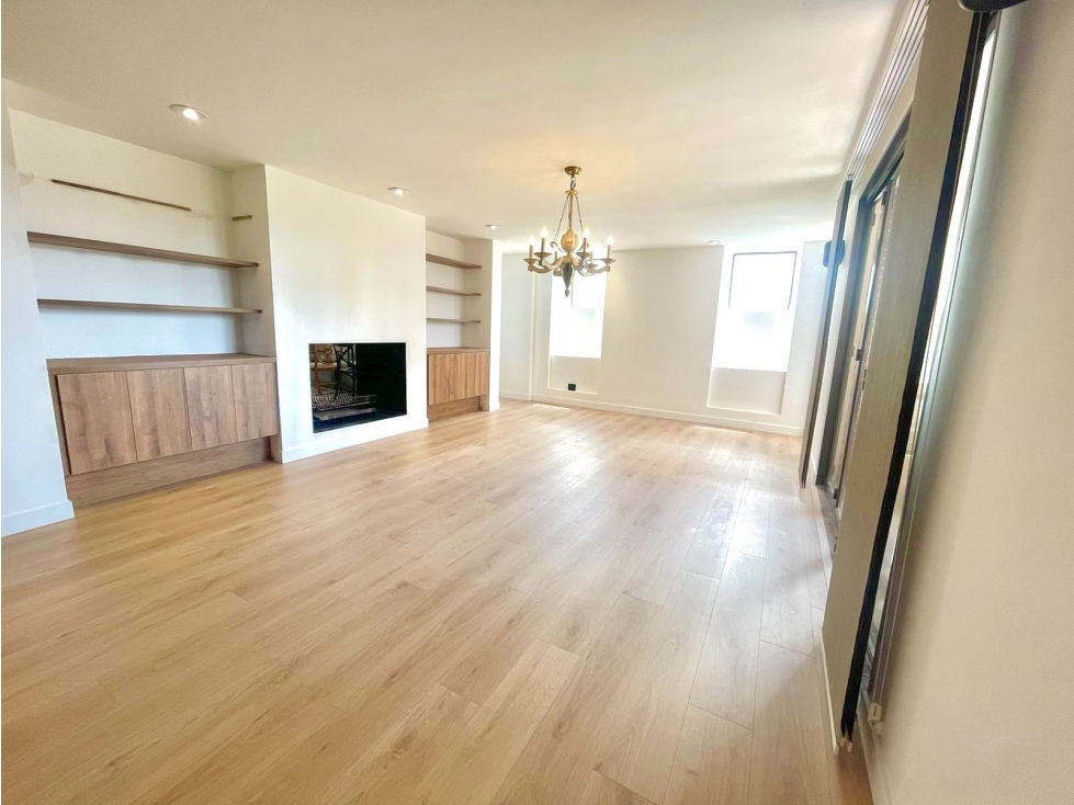 Apartamento en venta en Los Rosales, Bogotá · foto 3 de 20