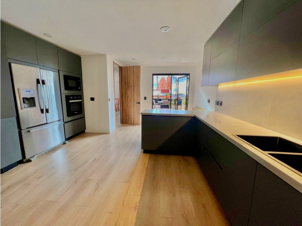 Apartamento en venta en Los Rosales, Bogotá · foto 6 de 20