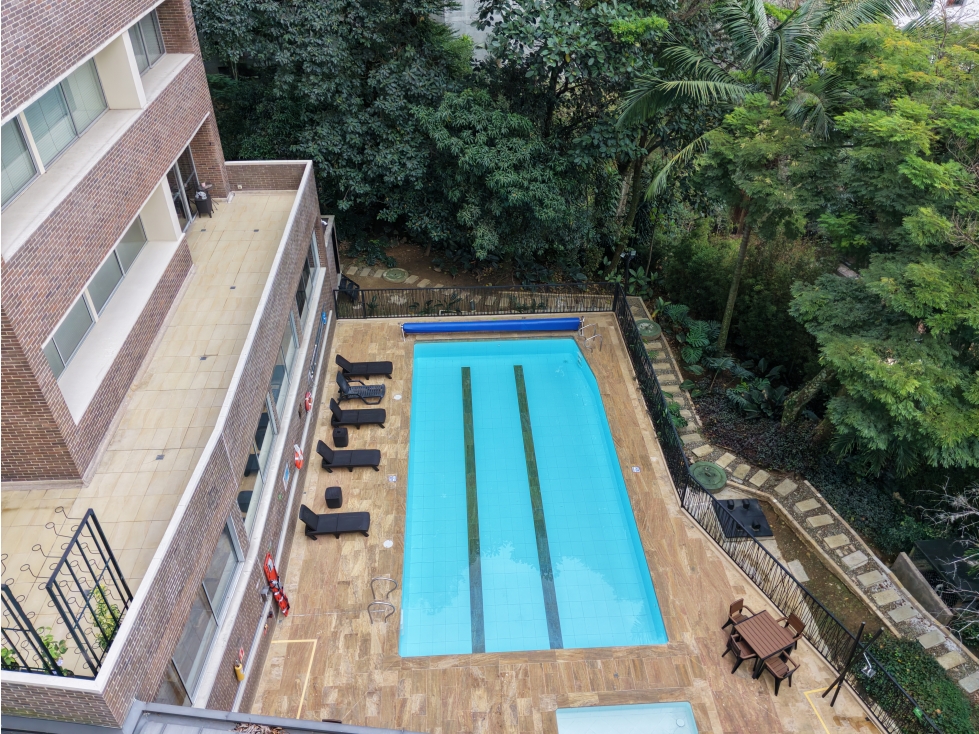 Apartamento en arriendo en El Poblado, Medellín · foto 23 de 24