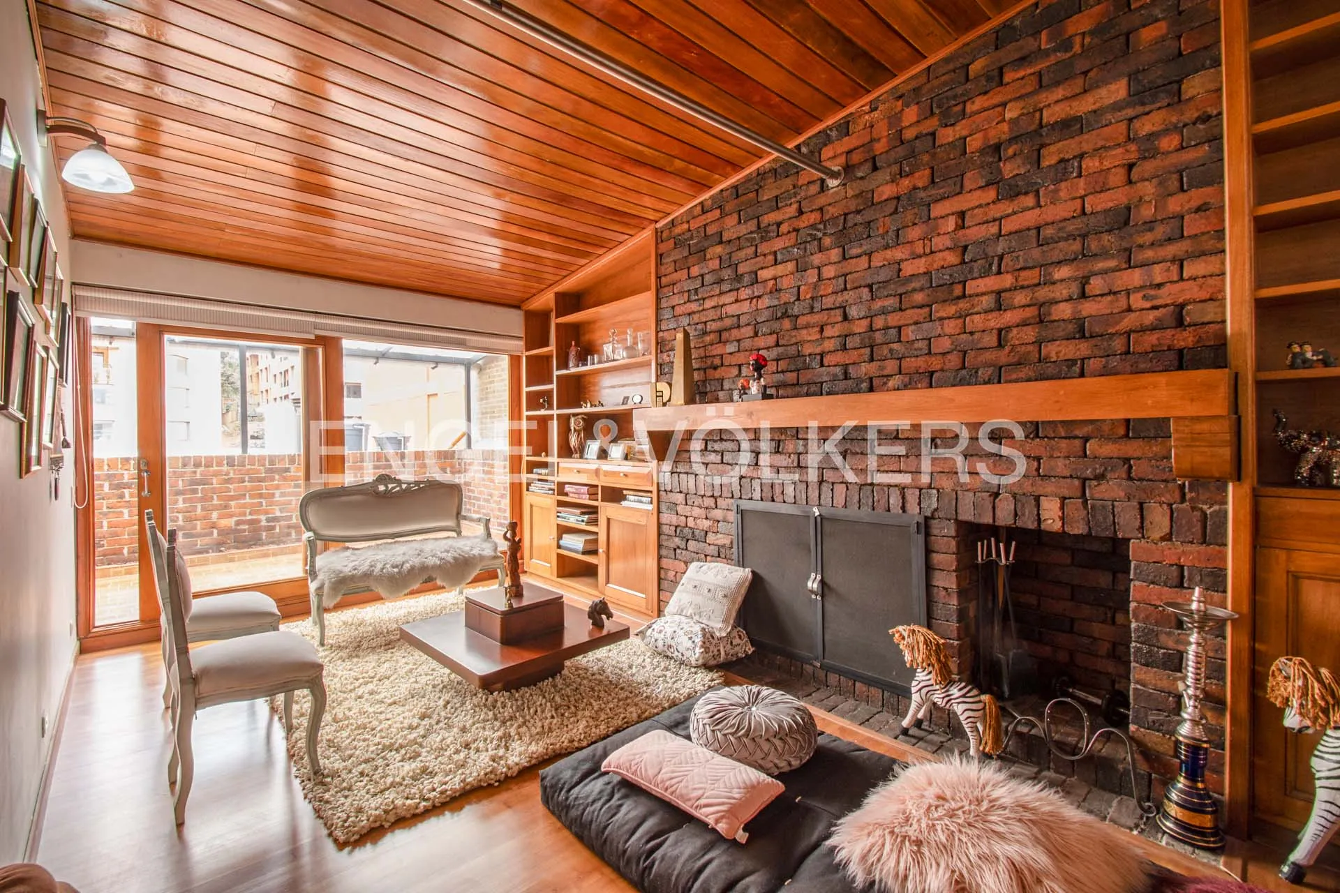 Apartamento en venta en Los Rosales, Bogotá · foto 17 de 19