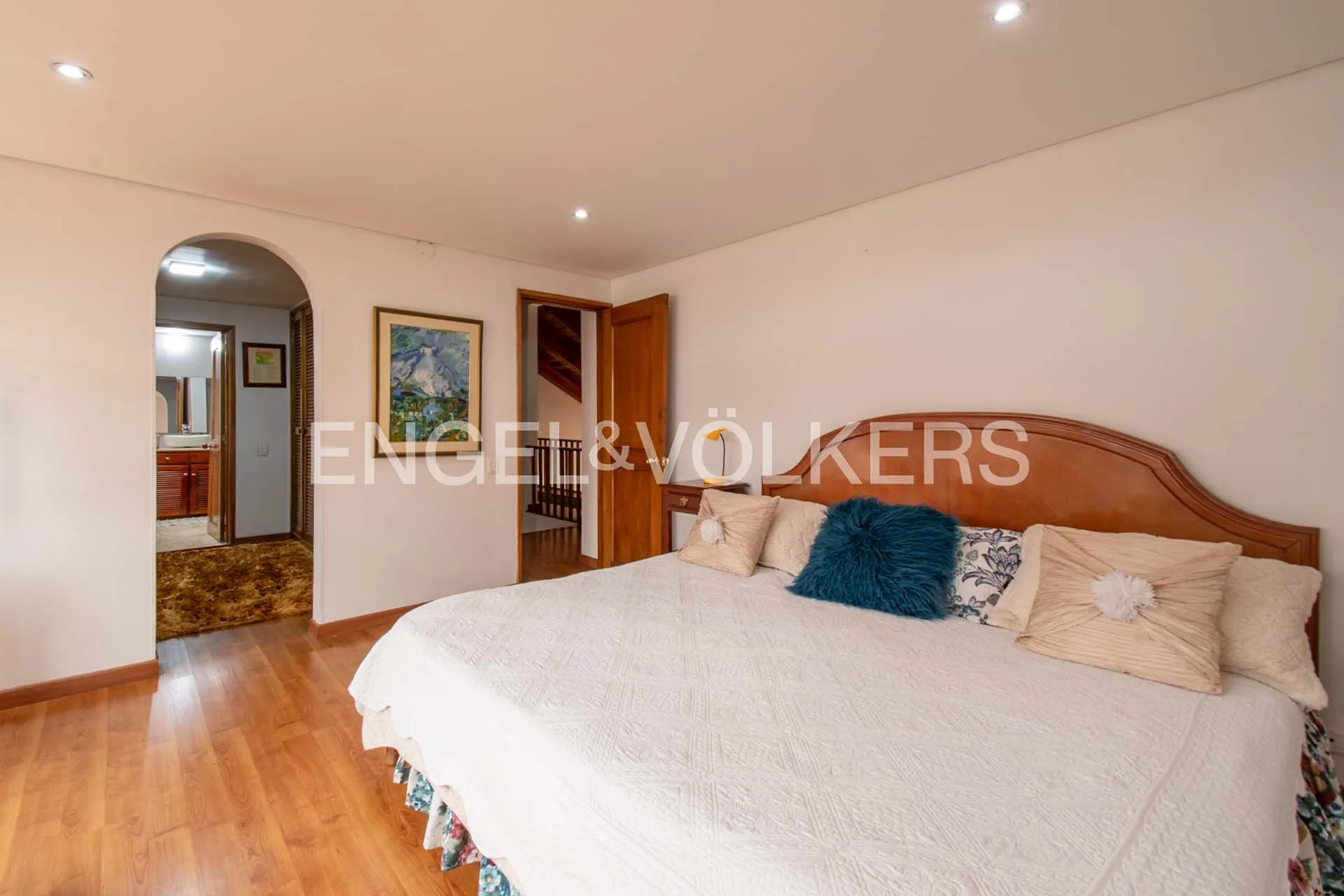 Apartamento en venta en Los Rosales, Bogotá · foto 14 de 19