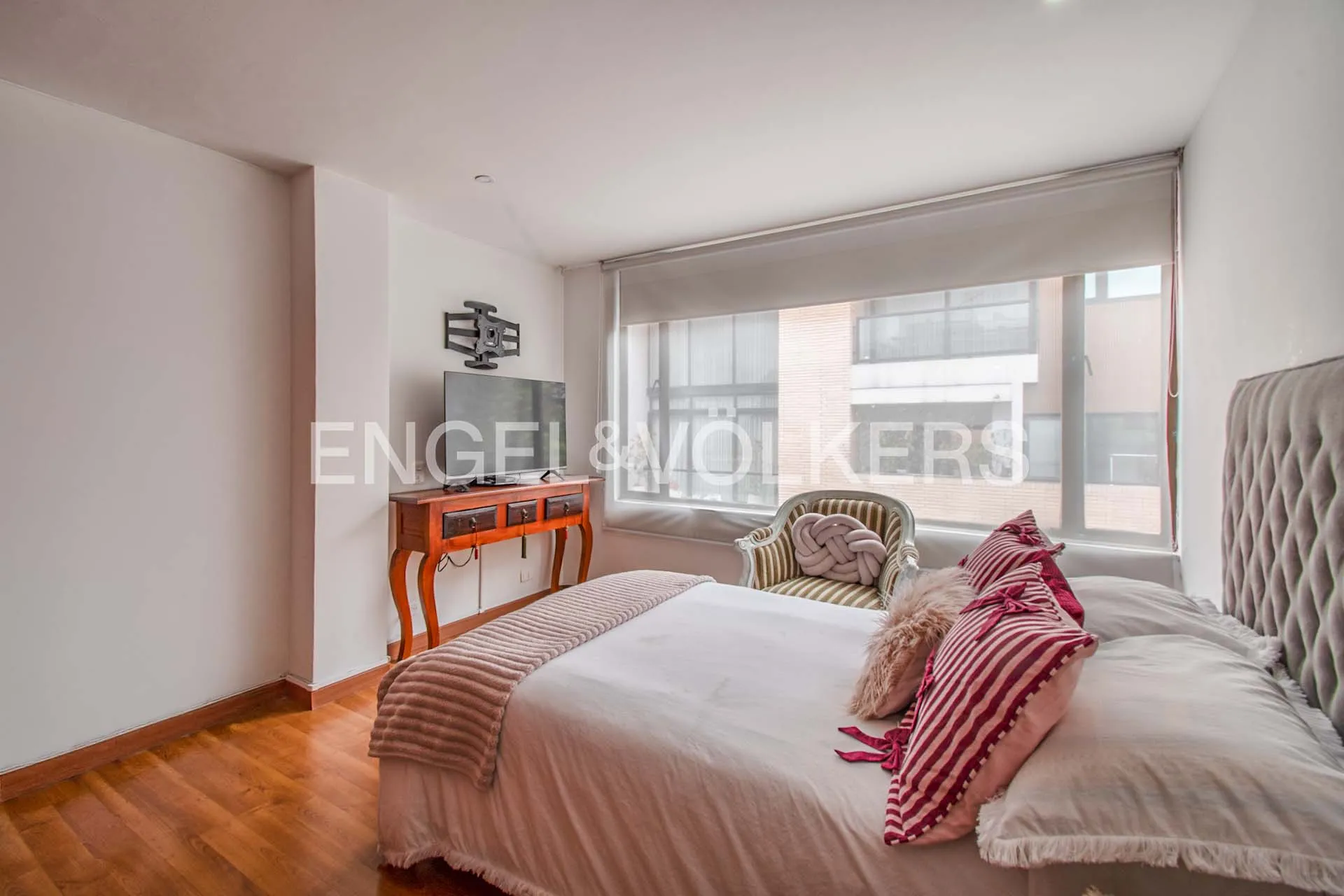 Apartamento en venta en Los Rosales, Bogotá · foto 11 de 19