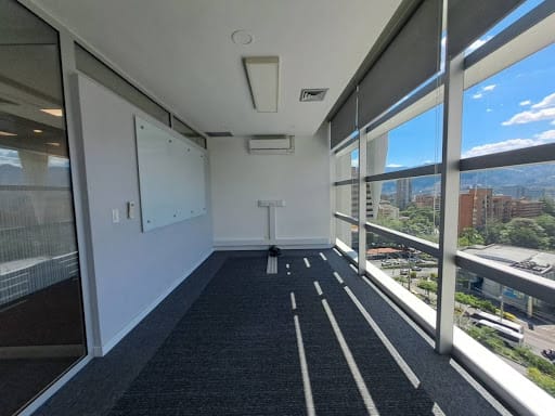 Oficina en arriendo en Milla De Oro, Medellín, 120 m² · foto 16 de 22