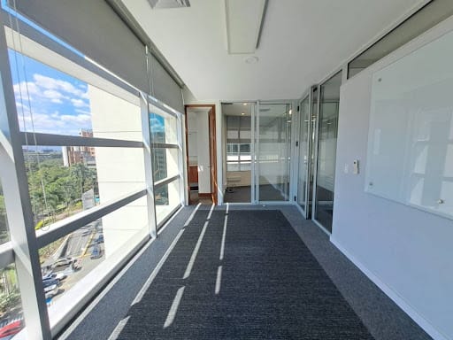 Oficina en arriendo en Milla De Oro, Medellín, 120 m² · foto 17 de 22