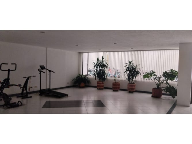 Apartamento en venta en Santa Barbara, Bogotá, 207 m² · foto 2 de 20