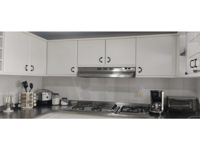 Apartamento en venta en Santa Barbara, Bogotá, 207 m² · foto 8 de 20
