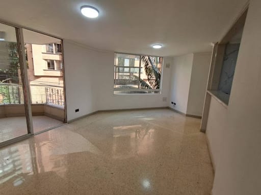 Apartamento de 2 alcobas en arriendo en Villa Nueva, Medellín, 60 m² · foto 3 de 24