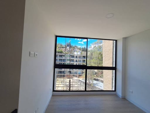 Apartamento de 2 alcobas en arriendo en El Retiro, 57 m² · foto 2 de 24