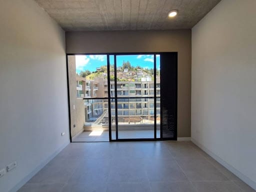 Apartamento de 2 alcobas en arriendo en El Retiro, 57 m² · foto 3 de 24