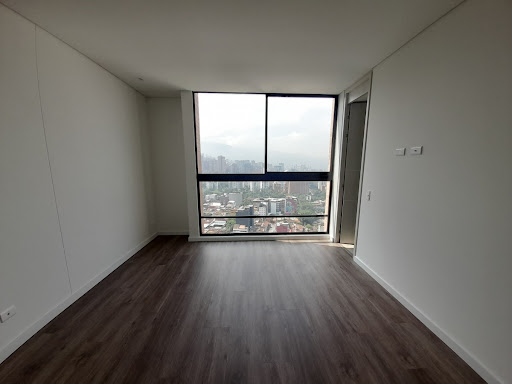 Apartamento en arriendo en Lalinde, Medellín · foto 16 de 23