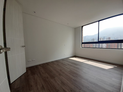 Apartamento en arriendo en Lalinde, Medellín · foto 20 de 23