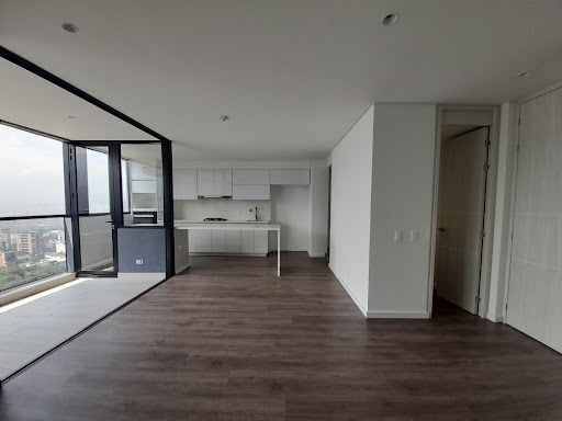 Apartamento en arriendo en Lalinde, Medellín · foto 23 de 23