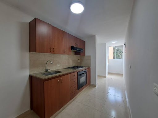 Apartamento en venta en Loma De Las Brujas, Envigado · foto 2 de 24