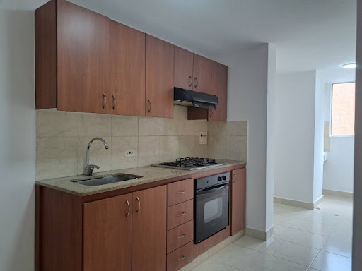 Apartamento en venta en Loma De Las Brujas, Envigado · foto 3 de 24