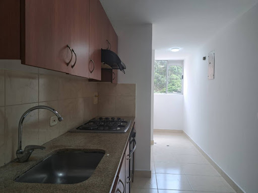 Apartamento en venta en Loma De Las Brujas, Envigado · foto 4 de 24