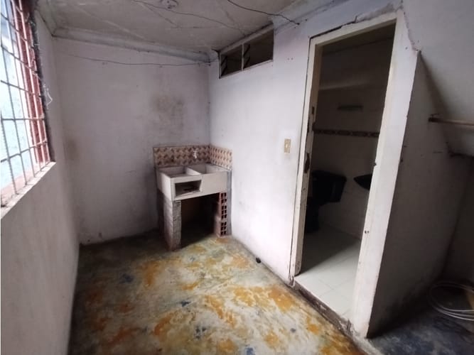 Casa de 7 alcobas en venta en Maria Cano, Palmira, 250 m² · foto 11 de 24