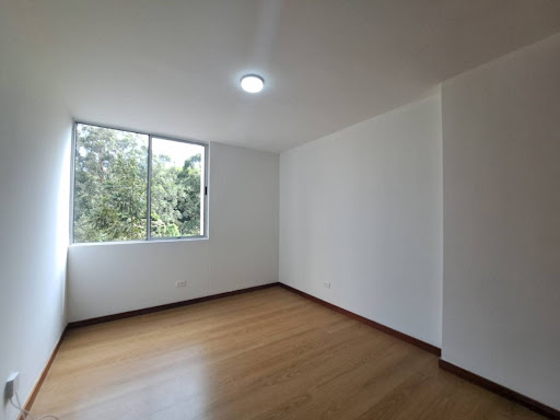 Apartamento en venta en Loma De Las Brujas, Envigado · foto 9 de 24