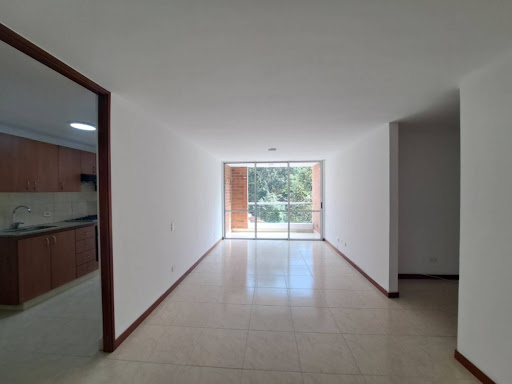 Apartamento en venta en Loma De Las Brujas, Envigado · foto 15 de 24